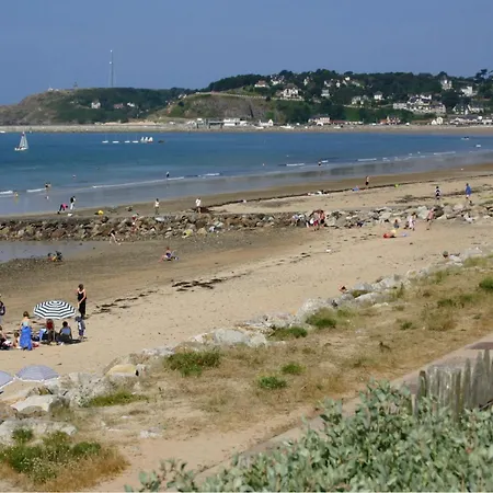 Les Bains Holiday home